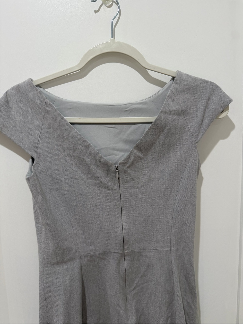 Banana Republic Stretch Twill Light Gray Sheath Dress - Women - Picture 7 of 9